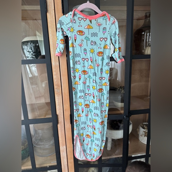 Little Sleepies newborn Bamboo knotted gown pool party print mittens baby girl - Picture 1 of 6